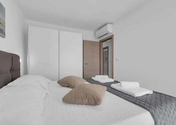 Apartment Ivan Sea View